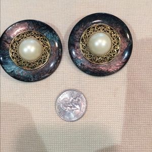 Vintage clip earrings